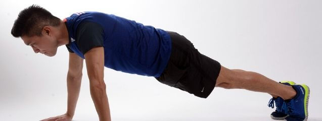 Planchas isométricas para el abdomen - Blog de EFAD Deportes